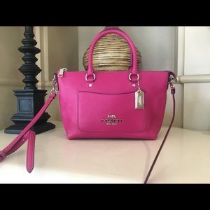 Coach crossbody magenta